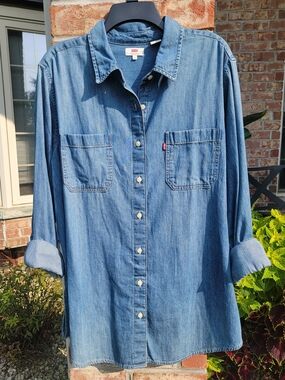 Women's Button-Down Denim Shirt